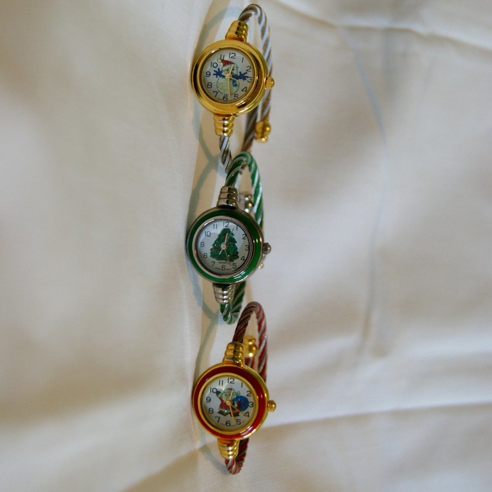 3 Vintage/Used Woman Holiday Watches
